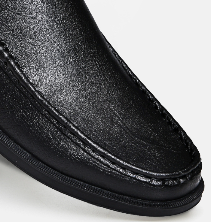 Italian men's loafers made of genuine leather